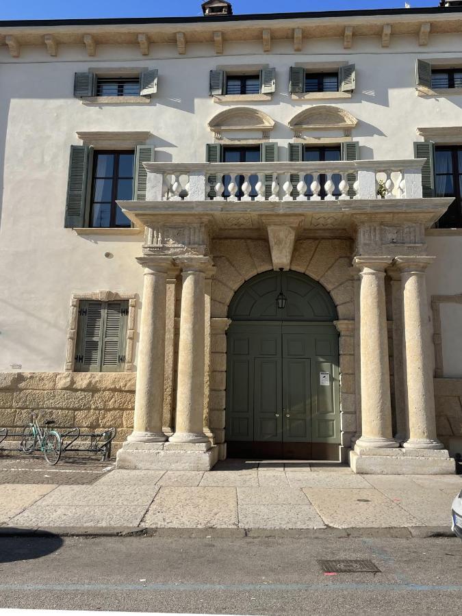 Apartament Antiche Colonne Werona Zewnętrze zdjęcie